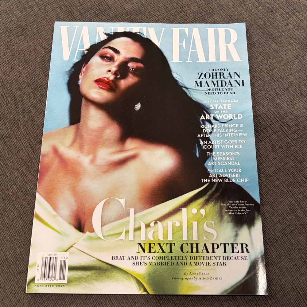 Vanity Fair Magazine - November 2025 - Charli XCX  NO LABEL  magazines music art